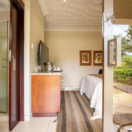 The Victoria Falls Deluxe Suites Extérieur photo
