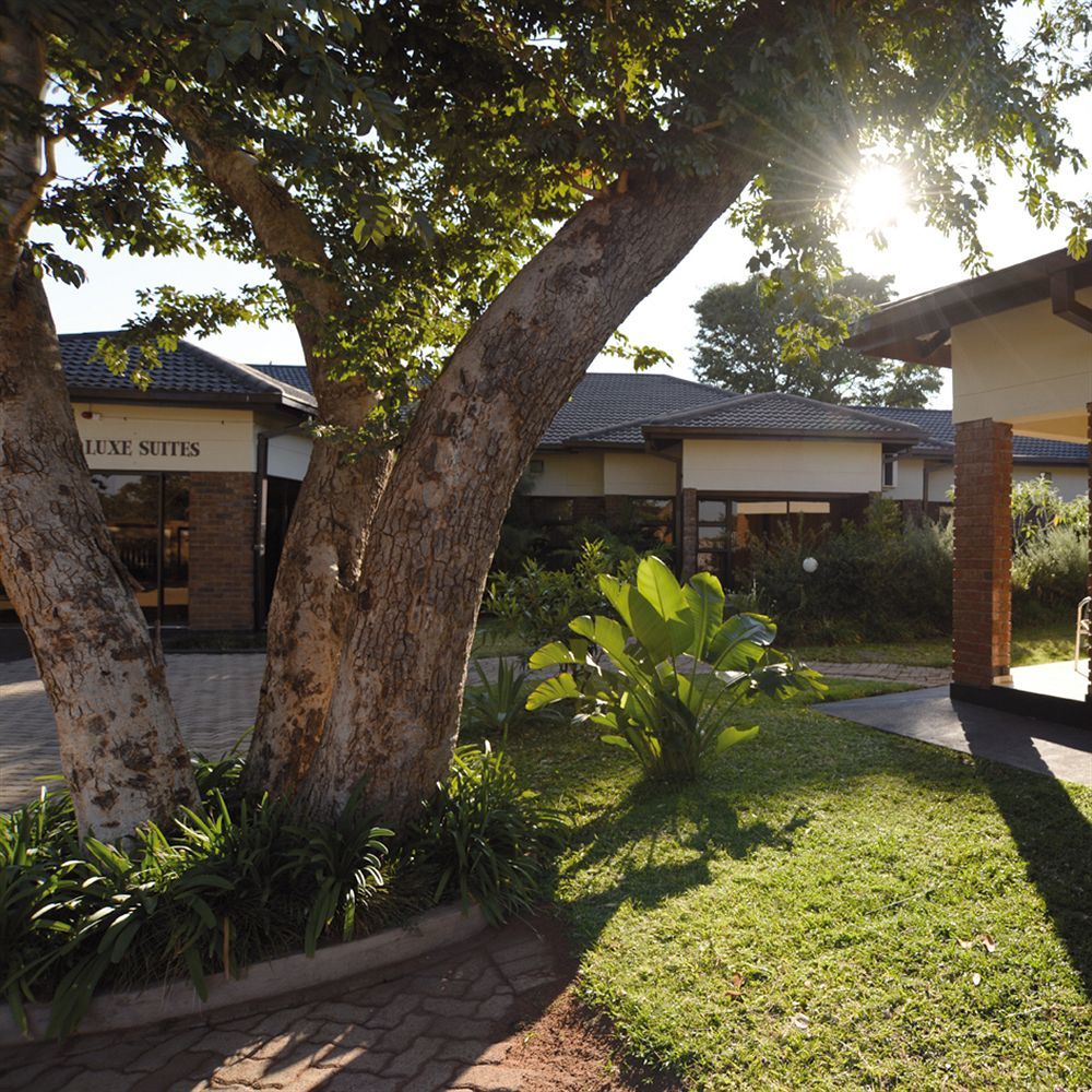 The Victoria Falls Deluxe Suites Extérieur photo
